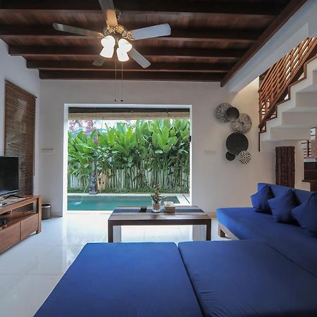 Villa Cosmo, Seminyak Buitenkant foto