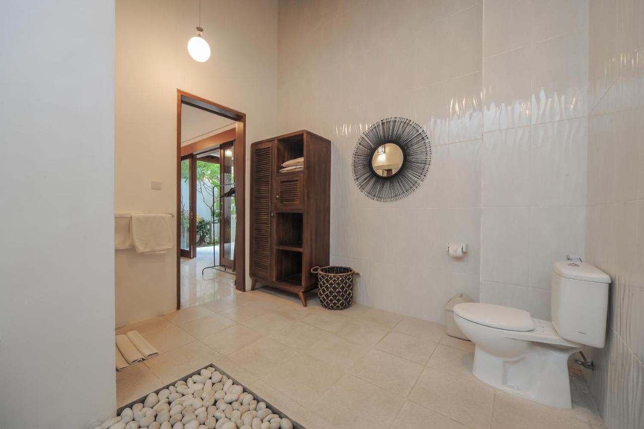 Villa Cosmo, Seminyak Buitenkant foto