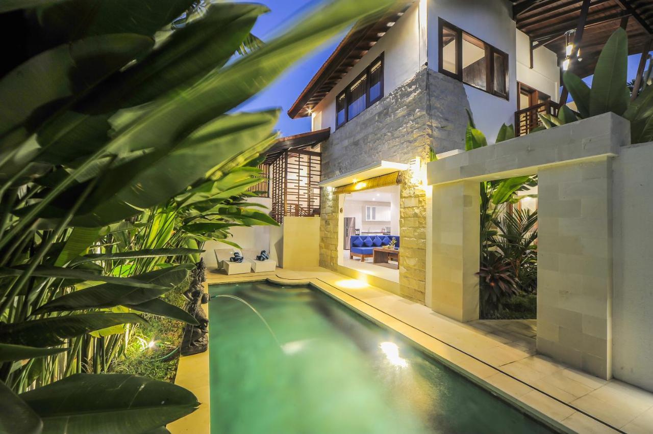 Villa Cosmo, Seminyak Buitenkant foto