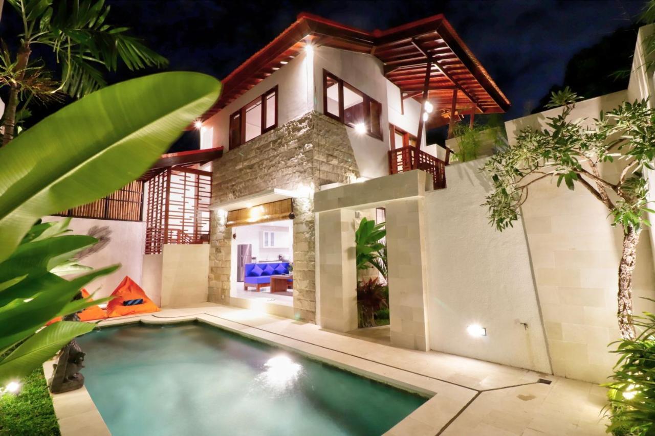 Villa Cosmo, Seminyak Buitenkant foto